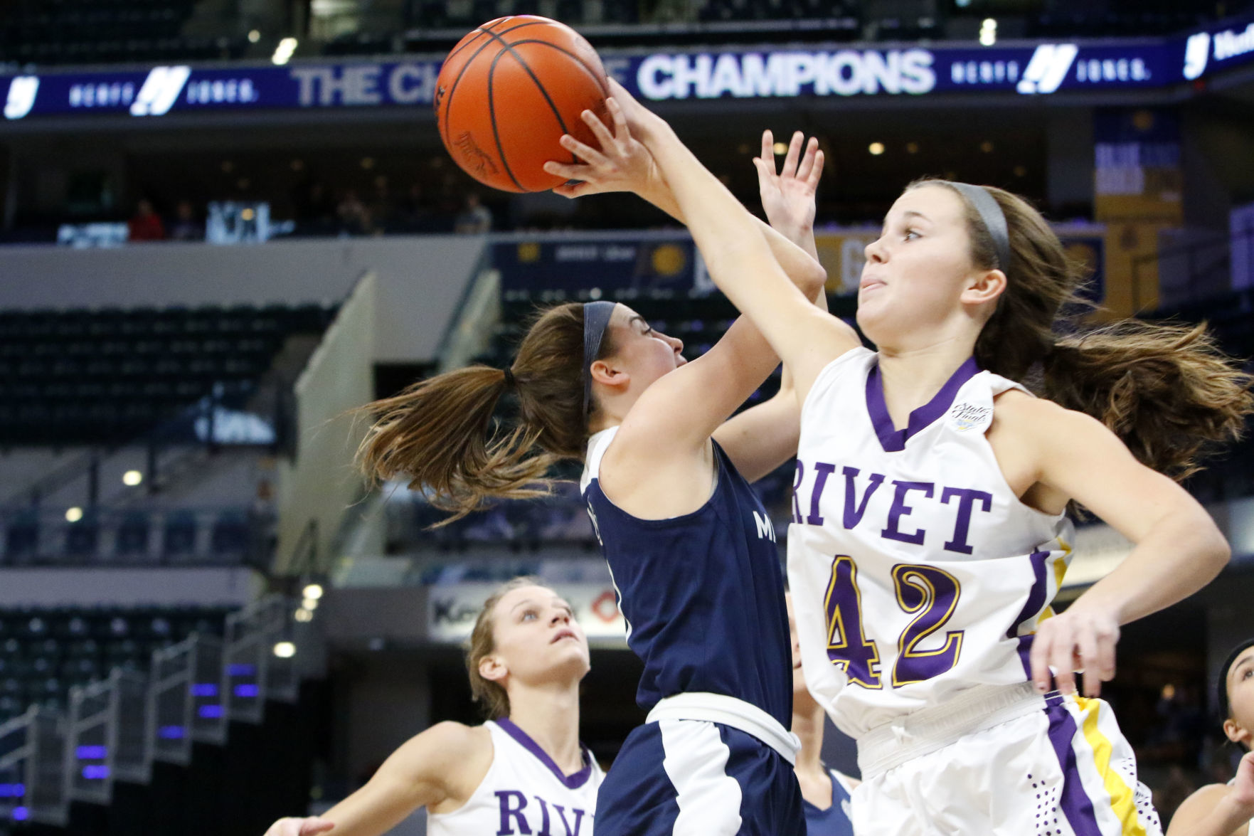 Marquette Catholic vs. Vincennes Rivet in Class A championship